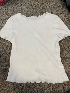 SHEIN White Ribbed Scallop-Edge Short Sleeve Tee